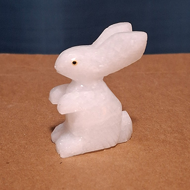 This is a rabbit carved from quartz I got as a gift. It's not an intricate carving, so the overall shape is quite geometric, which could be straightforward to model 